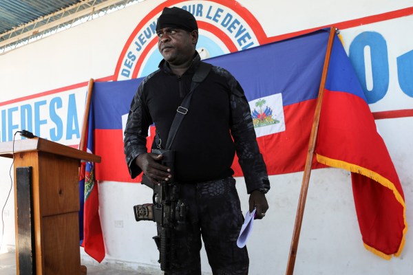 Лидер на хаитянска банда предупреждава потенциална чуждестранна сила срещу всякакви злоупотреби