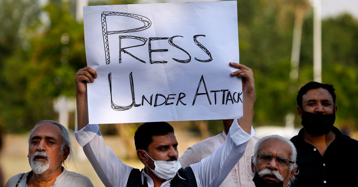 ‘Chilling pattern’: Pakistani journalists ‘targeted’ by cyber law | Freedom of the Press News