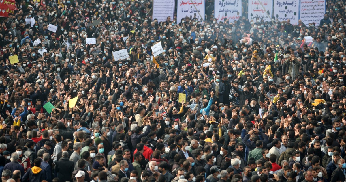 Thousands protest in Iran’s Isfahan to demand revival of river