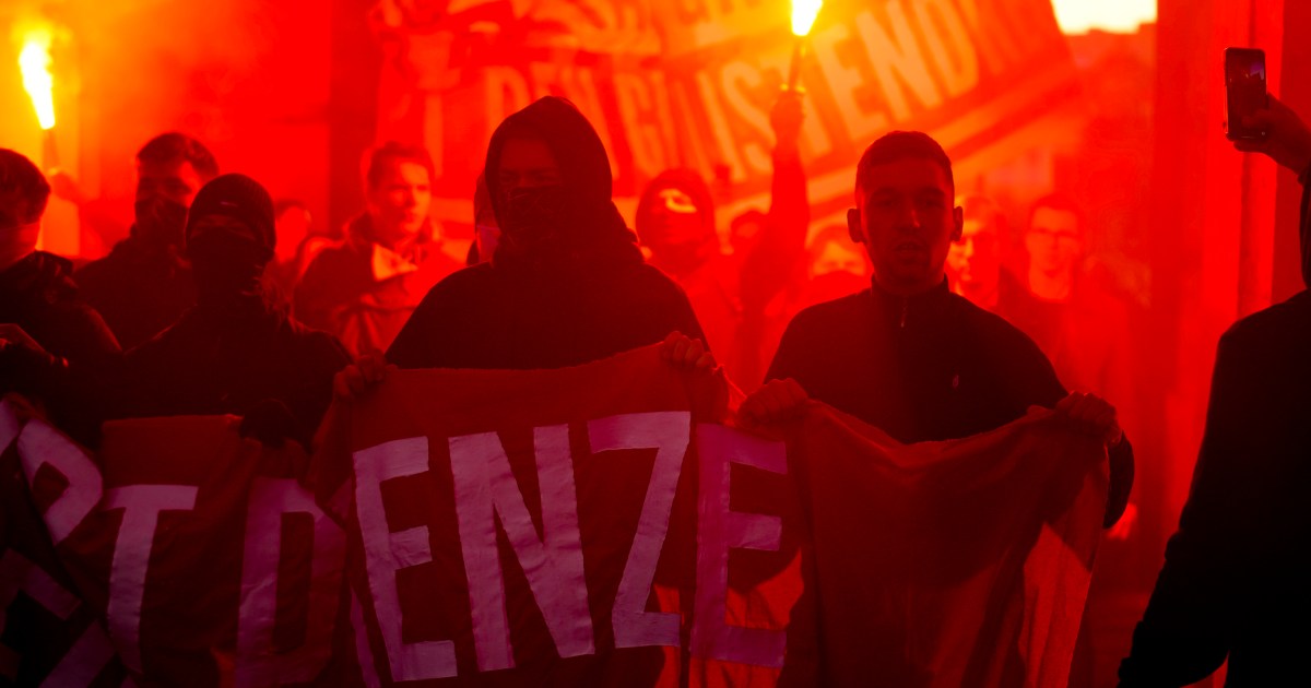Protests erupt over COVID restrictions in Austria, Italy, Croatia thumbnail