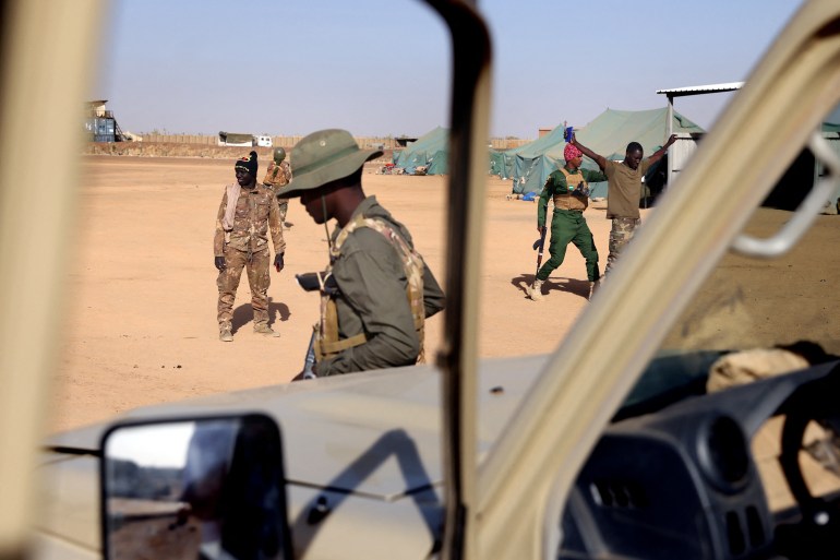 Mali's FAMA soldiers attend a training with French Marine Special Operation Forces
