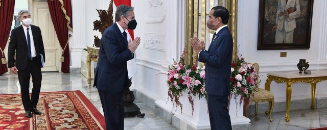 Top US diplomat begins Southeast Asia tour in Indonesia