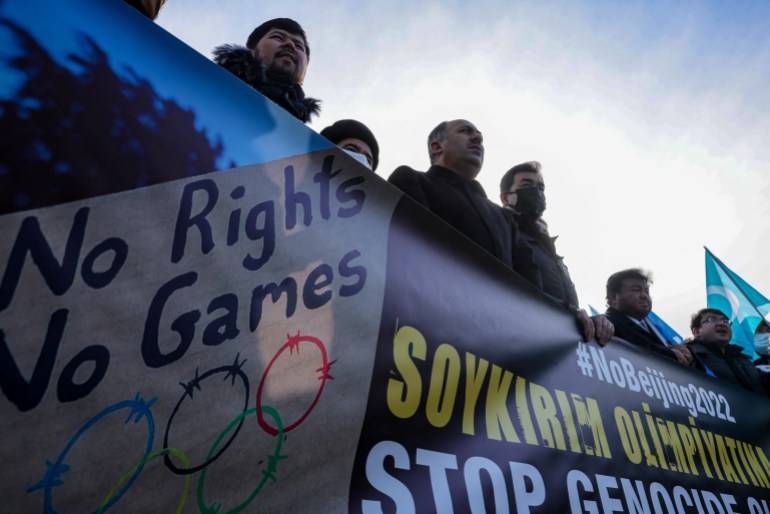 Uighurs in Turkey call for boycott of Beijing Winter Olympics | Uighur News | Al Jazeera