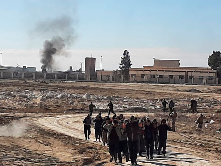 ISIL fighters surrender in Hassakeh