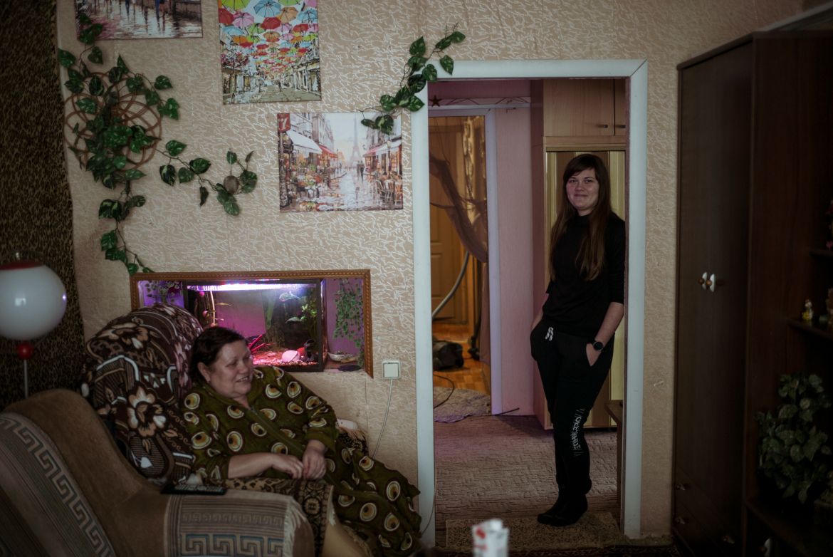 In Adviivka, Olga lives alone in an apartment that was shelled three times.