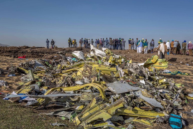 Wreckage from plane crash