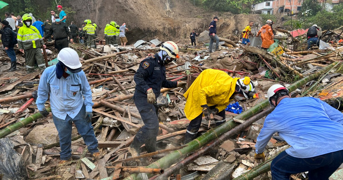 Photos: Rescuers search for survivors after landslide in Colombia