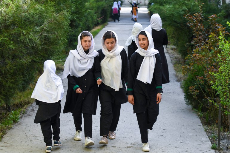 Afghanistan school girls