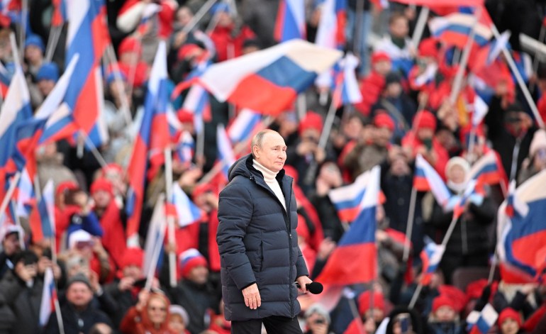 El presidente ruso Vladimir Putin pronuncia un discurso.