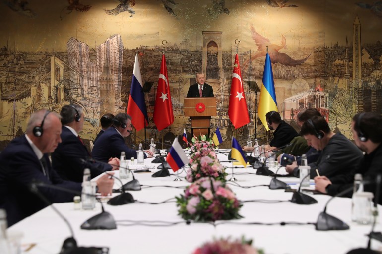 Turkish President Recep Tayyip Erdogan is seen welcoming the Ukrainian and Russian delegations