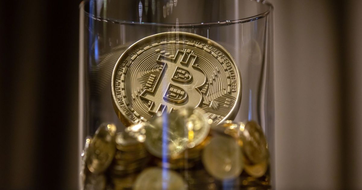bitcoin-drops-below-usd20-000-as-crypto-plunge-continues