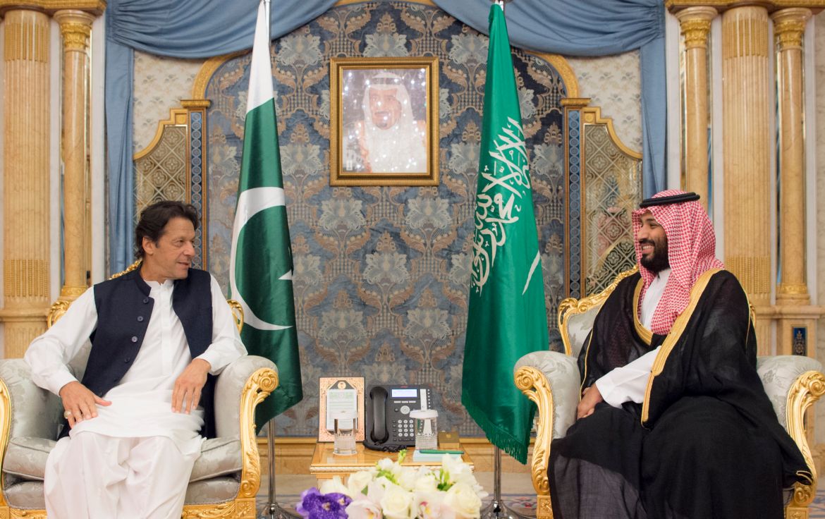A handout image provided by the Center for International Communication (CIC), Ministry of Media, Kingdom of Saudi Arabia, on September, 20, 2018 shows Crown Prince Mohammed bin Salman (R) meeting with Pakistani Prime Minister Imran Khan in Jeddah