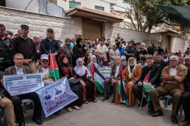 Palestinian prisoners’ families joined a protest held opposite the International Red Cross in Gaza
