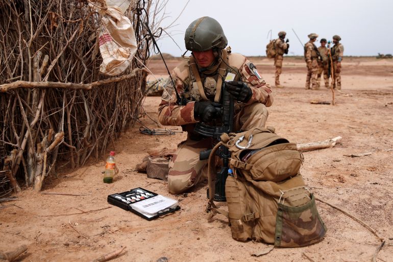 Mali French troops