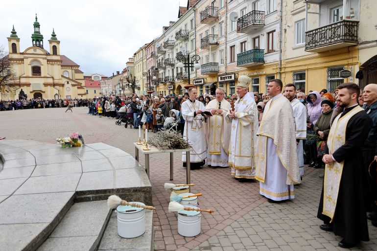 Clergy members hold a service to celebrate Palm Sunday, amid Russia's invasion, in Ivano-Frankivsk, Ukraine April 17, 2022.