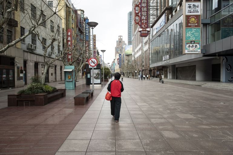 Chinese shooter in deserted Shanghai street