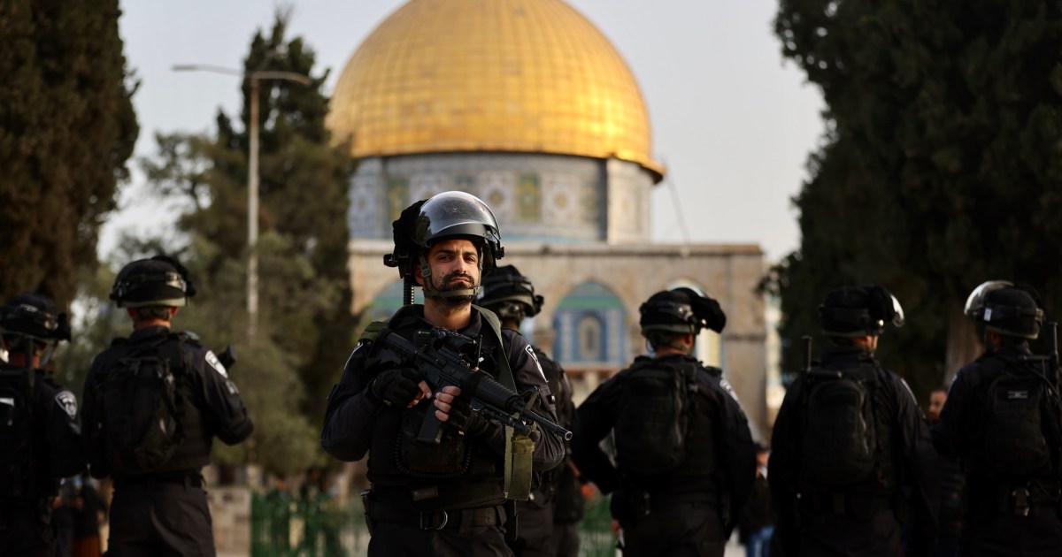 Tensions flare as Israeli police enter Al-Aqsa Mosque again – Al Jazeera English