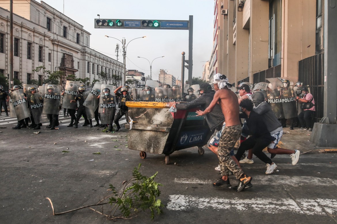 PERU-PROTESTS/CURFEW