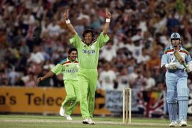 25 Mar 1992: Imran Khan of Pakistan celebrates after taking the wicket of Richard Illingworth of England to win the World Cup Final at the Melbourne Cricket Ground in Australia.