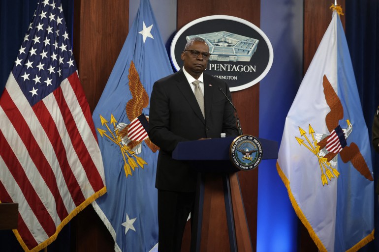 ARLINGTON, VIRGINIA - MAY 23: U.S. Secretary of Defense Lloyd Austin participates in a news briefing at the Pentagon May 23, 2022 in Arlington, Virginia. Secretary of Defense Lloyd Austin and Chairman of the Joint Chiefs of Staff General Mark Milley spoke on various topics including Russias invasion to Ukraine and whether the U.S. would react militarily if China attacks Taiwan. Alex Wong/Getty Images/AFP (Photo by ALEX WONG / GETTY IMAGES NORTH AMERICA / Getty Images via AFP)