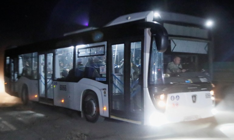 Görünüşe göre bir otobüs Ukraynalı savaşçıları taşıyordu.