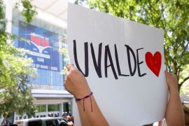 Sign reading Uvalde with a love heart