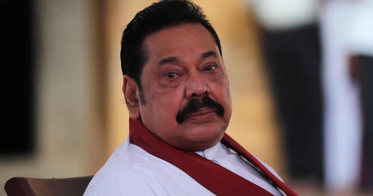 Sri Lanka PM Mahinda Rajapaksa offers to resign as crisis worsens