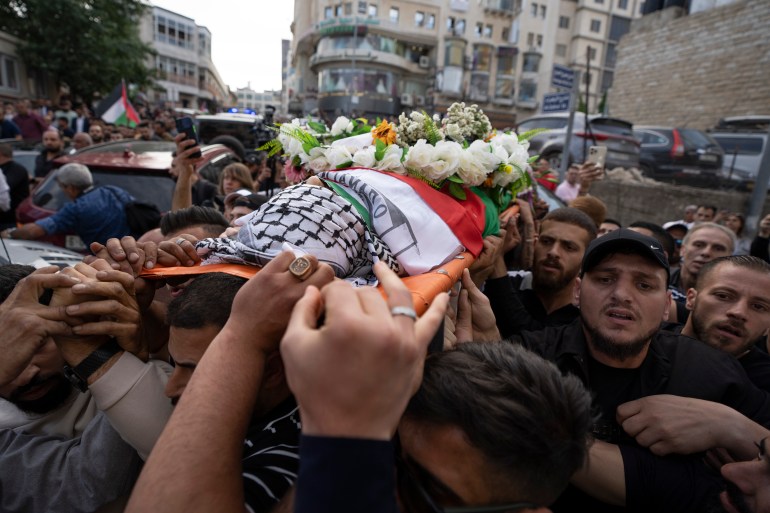 Palestinian mourners in Ramallah