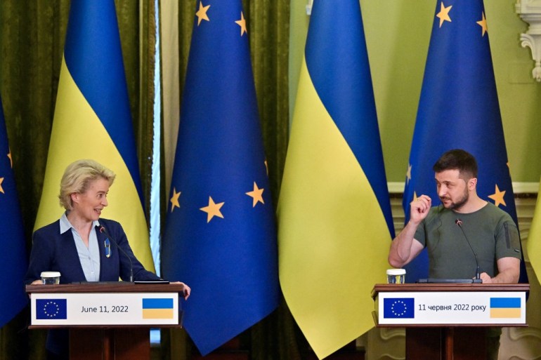 European Commission President Ursula von der Leyen and Ukrainian President Volodymyr Zelenskiy attend a joint briefing in Kyiv.