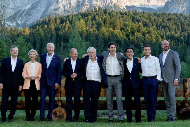 Leaders of the G7 pose for a photo.