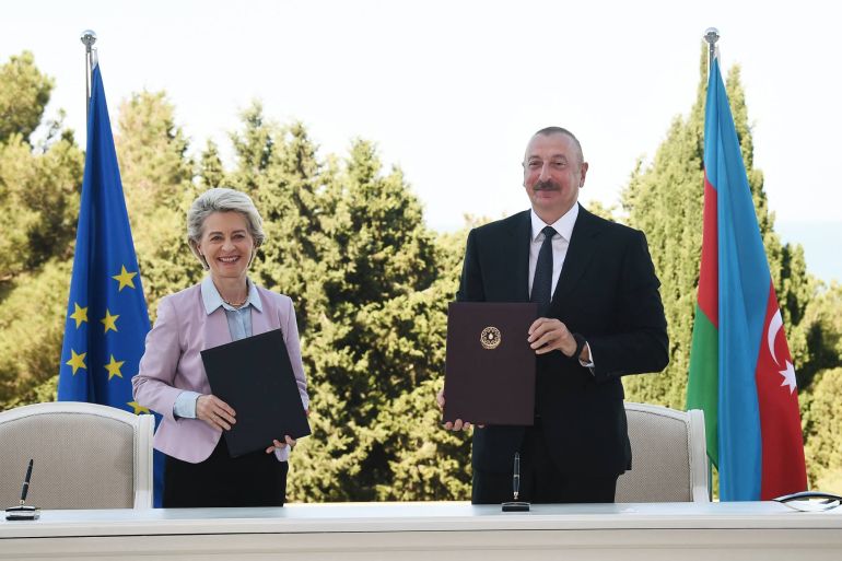 Azerbaijani President Ilham Aliyev and European Commission president Ursula von der Leyen attend a signing ceremony in Baku