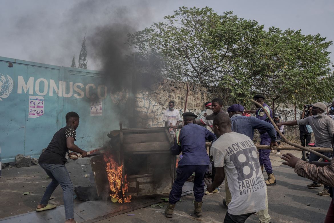 Protesters set fire in front of United Nations Mission for the Stabilisation of Congo (MONUSCO) Headquarters in Goma