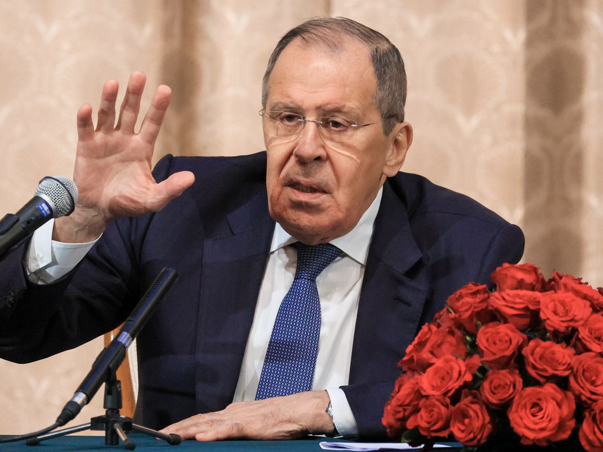 Lavrov hails Moscow-Beijing ties, accuses US of provocations