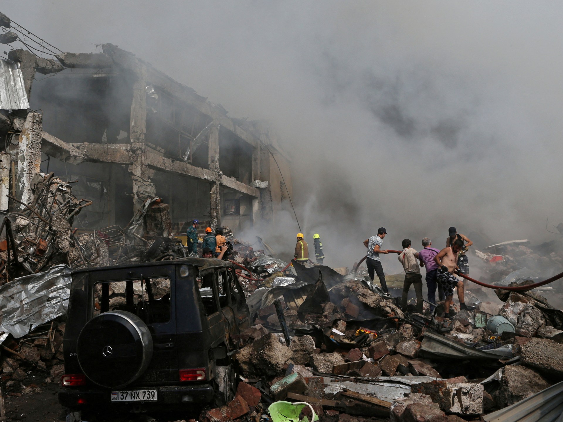 Arménie: Pět mrtvých a desítky zraněných při výbuchu na trhu Sumarlu |  Zprávy