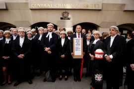 FILE PHOTO: Criminal barristers strike outside the 'Old Bailey' in London, Britain, June 27, 2022. REUTERS/John Sibley/File Photo