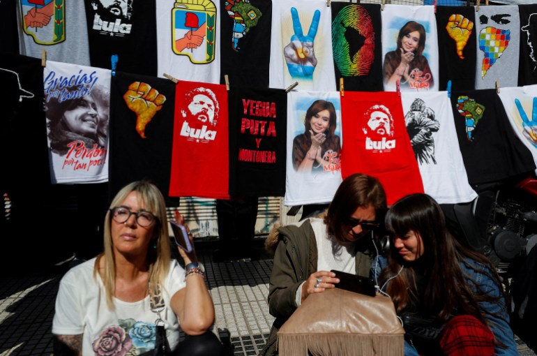 Arjantin başkan yardımcısının destekçileri