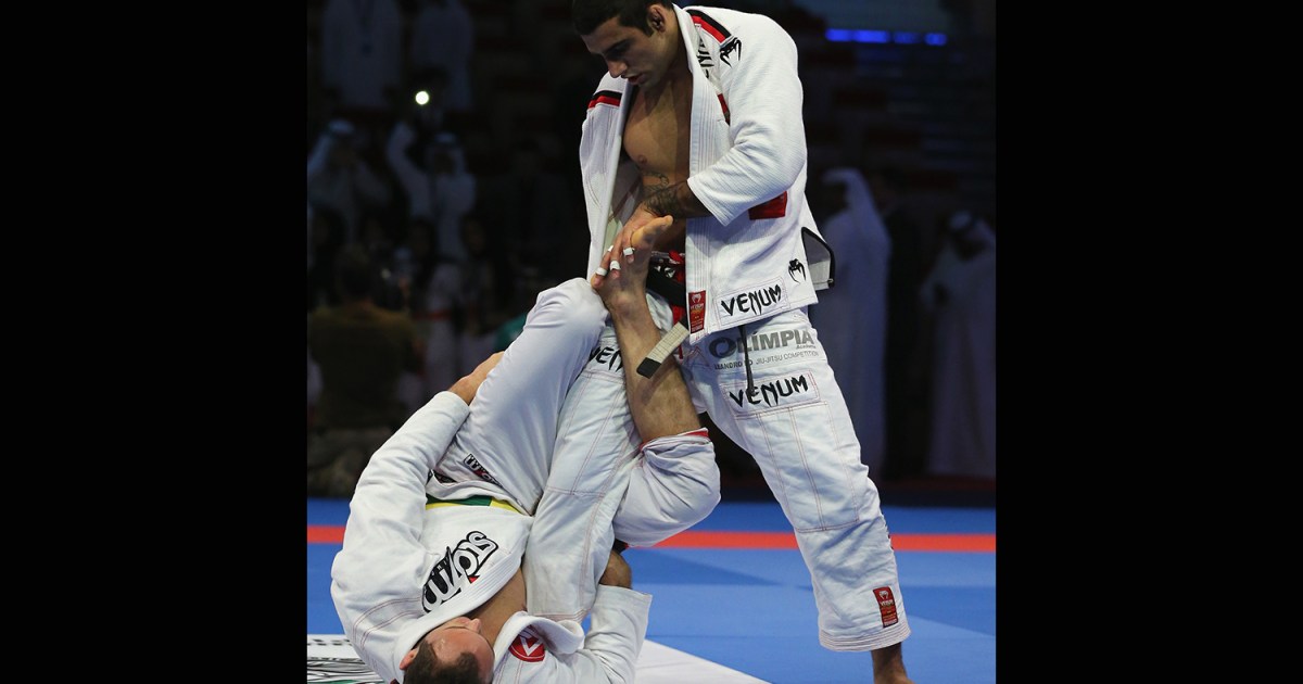 Brazil’s jiujitsu world champion Leandro fatally shot – Al Jazeera English