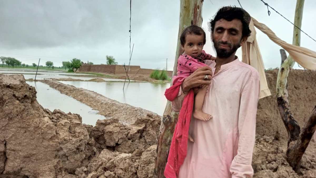 coke-studio-pakistan-singer-left-homeless-after-floods