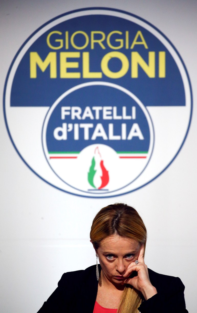 O líder do partido Fratelli D'Italia, Giorgia Meloni, participa de uma reunião em Roma