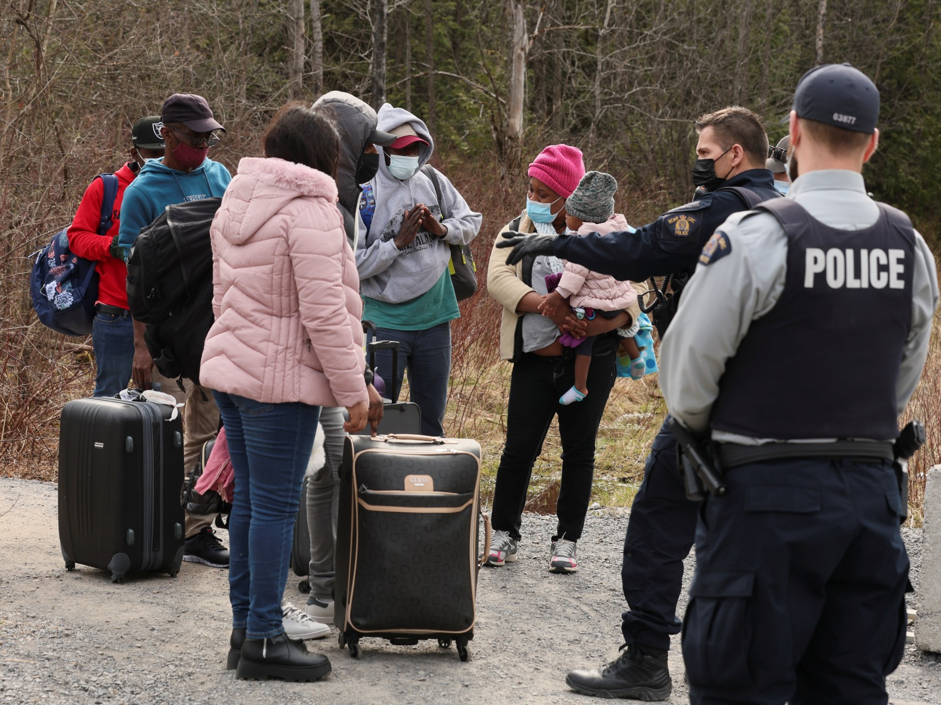 Canada sees new high in asylum seeker crossings from US