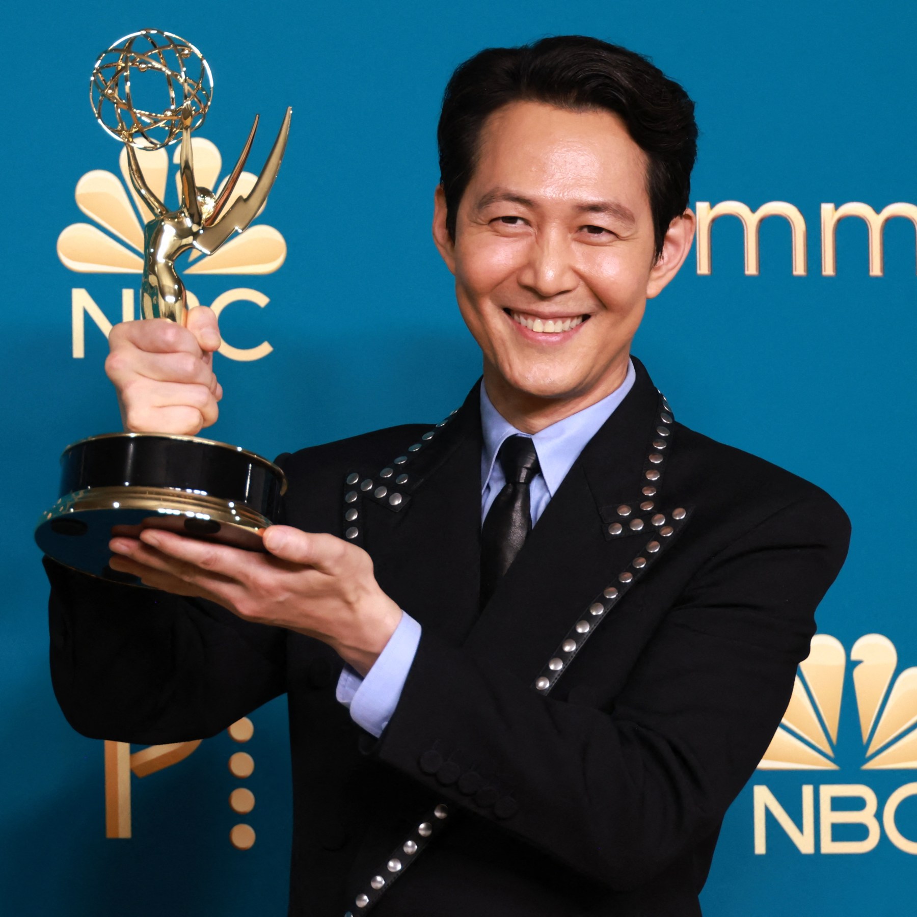 Squid Game star Lee Jung-jae first Asian to win best actor Emmy |  Entertainment News | Al Jazeera