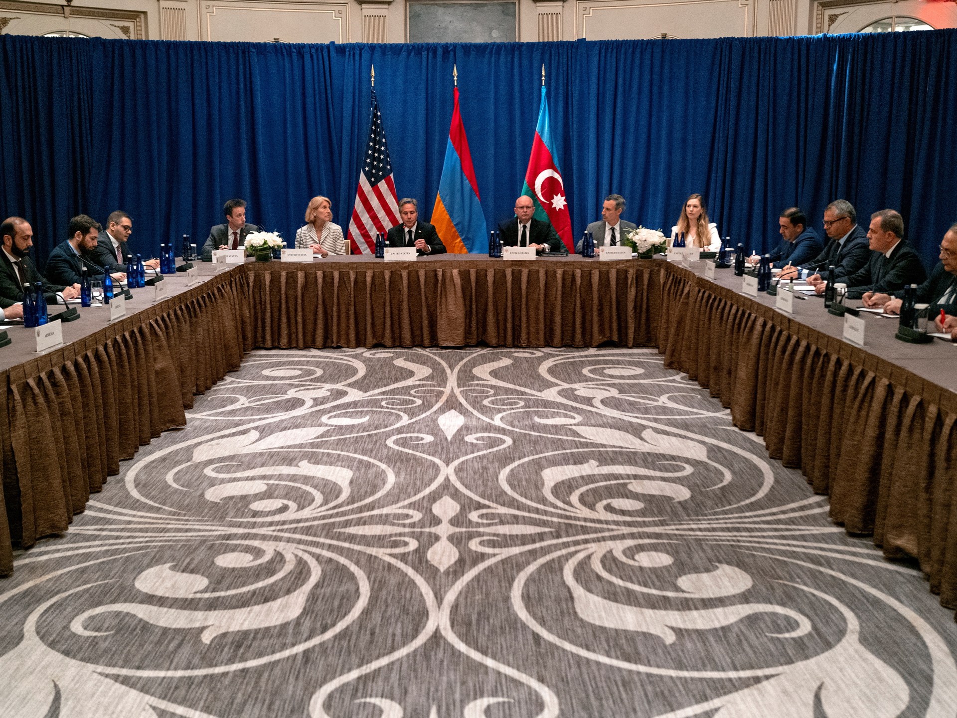 blinken-urges-diplomacy-as-armenia-azerbaijan-fms-meet