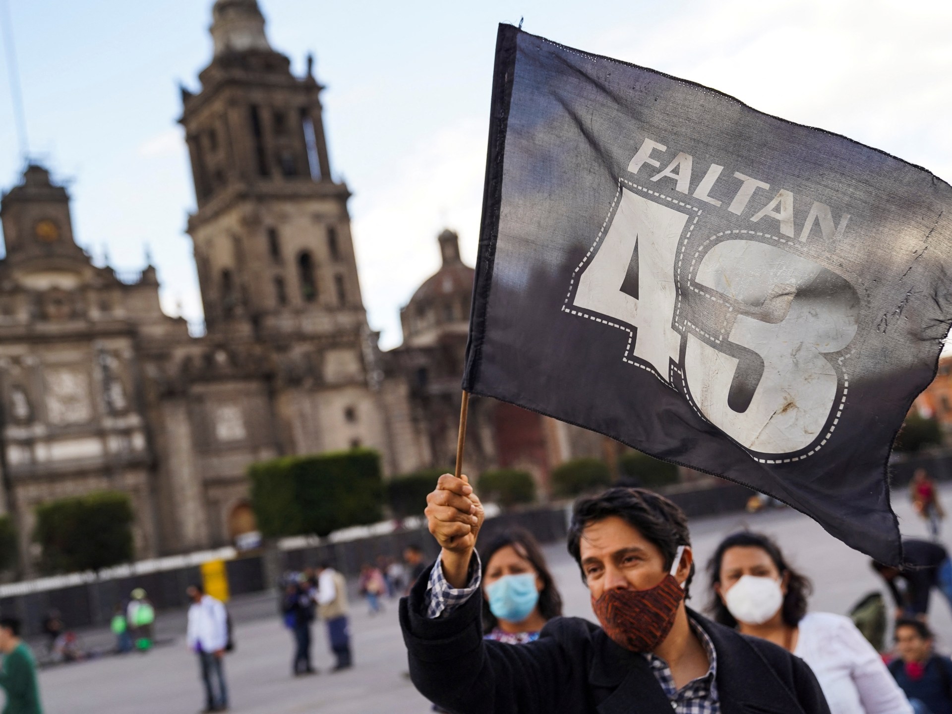 Angkatan Bersenjata Meksiko Memfasilitasi Penghilangan Ayotzinapa: Panel |  Berita Kejahatan