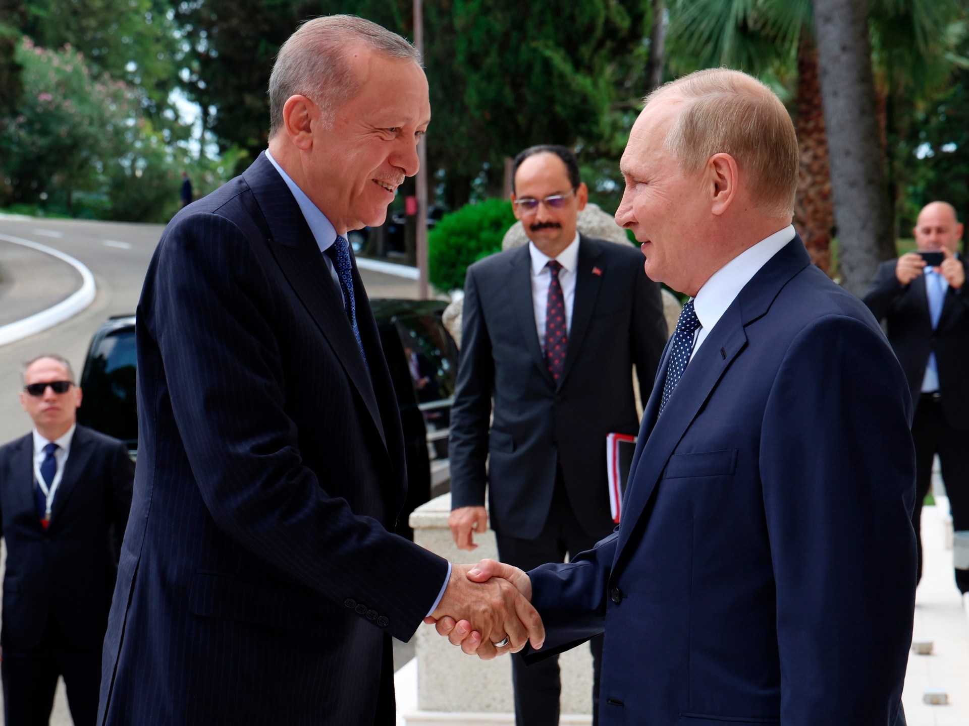 Erdoğan, Türkiye ve Rusya’nın Putin’in bir gaz merkezi kurma önerisini incelediğini söyledi |  Haberler