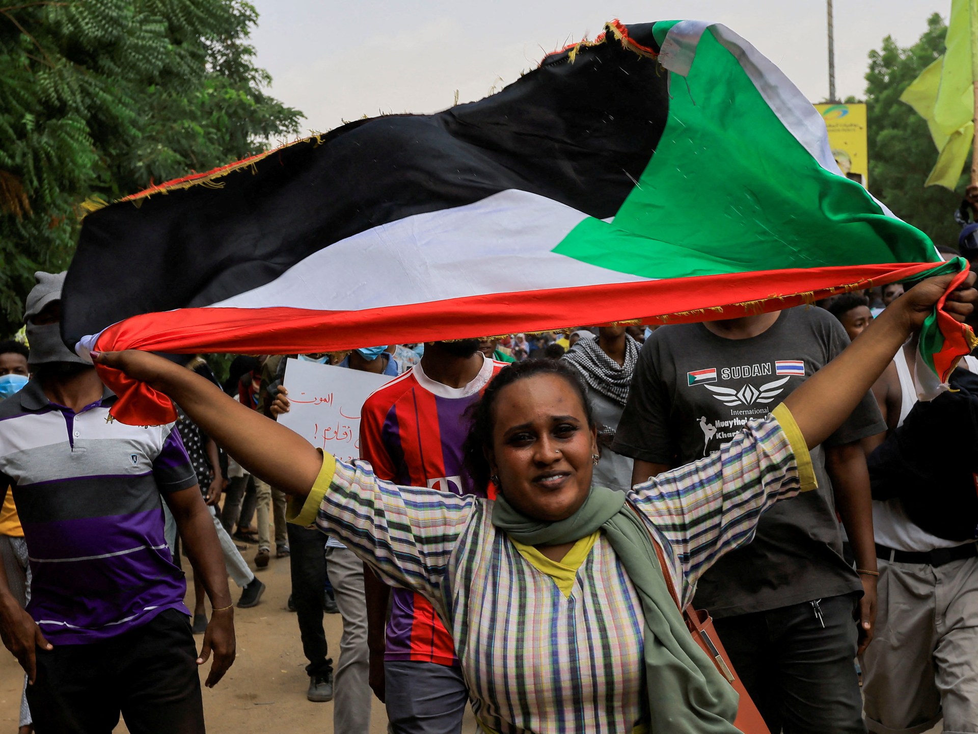 demonstrators-brace-for-violence-ahead-of-sudan-protest-march