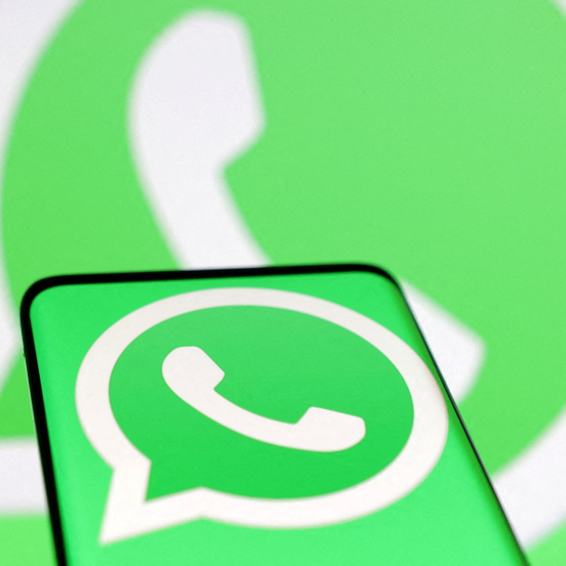 WhatsApp back online after global outage | News | Al Jazeera