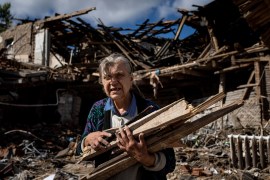 Russia&#39;s offensive in Ukraine has flattened towns and cities, killed thousands of people and forced millions of others to flee the country [File: Evgeniy Maloletka/AP]
