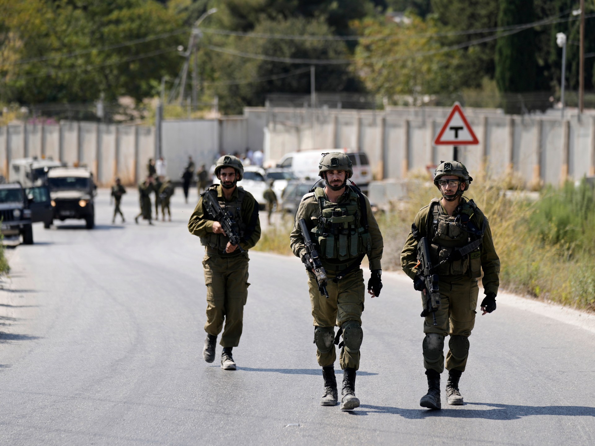 Palestinian fighters kill Israeli soldier in occupied West Bank