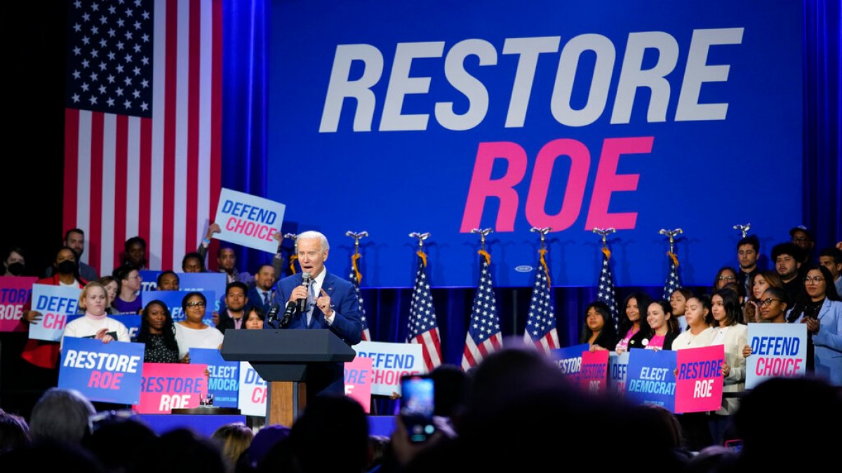 biden-rallies-supporters-around-abortion-rights-ahead-of-midterms