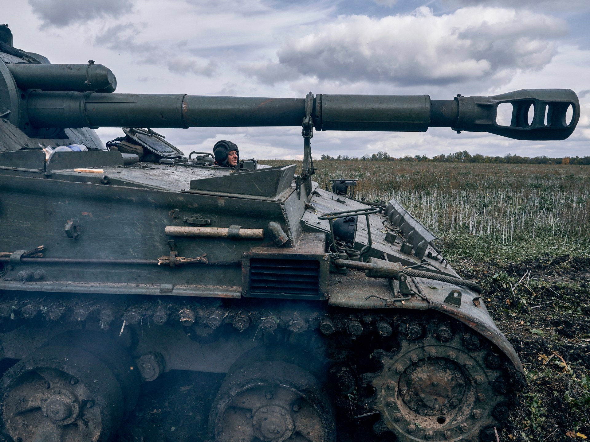 fighting-rages-in-ukraine-s-bakhmut-as-battle-for-kherson-looms